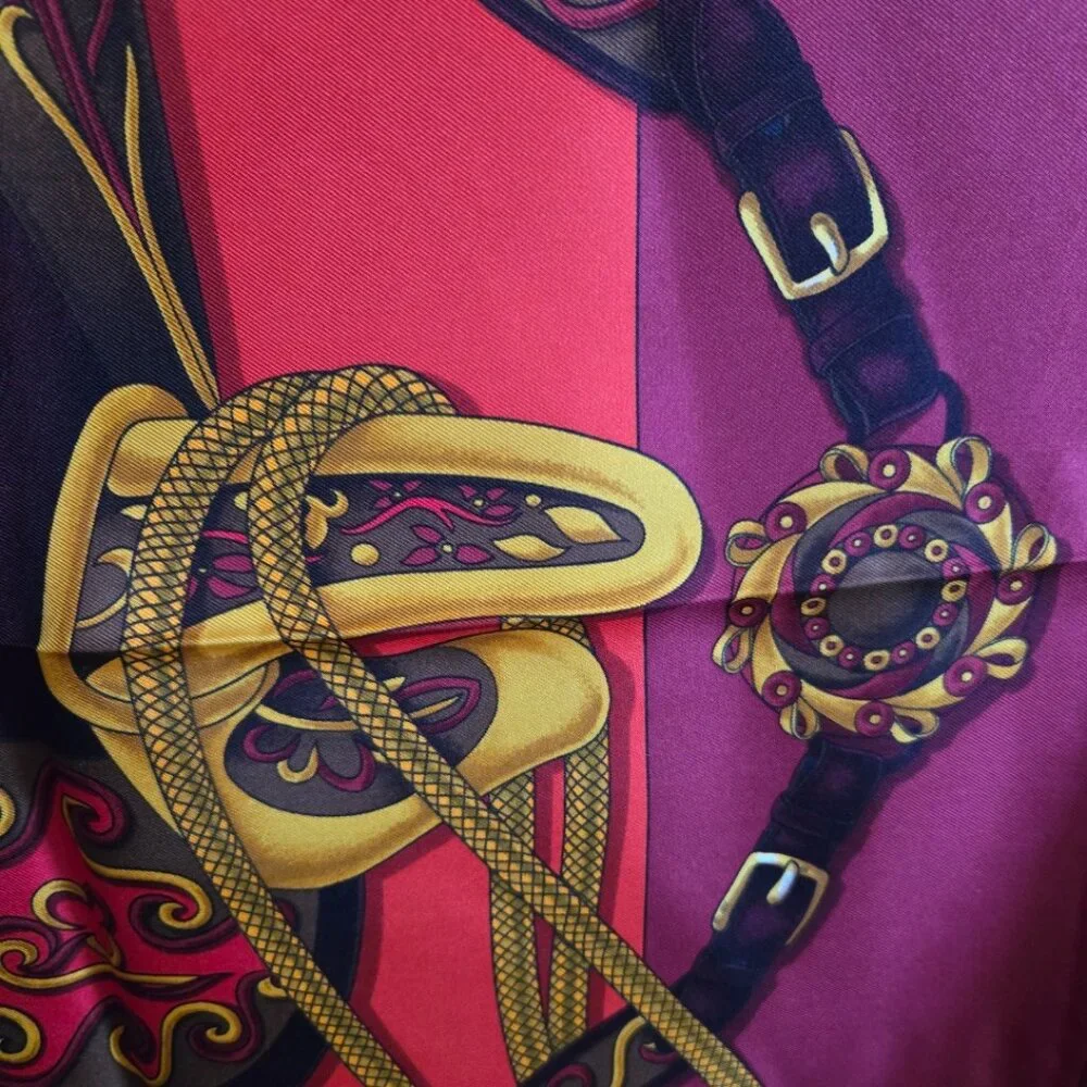 EUC Authentuc Hermes Silk Scarf with Box (Giftable)